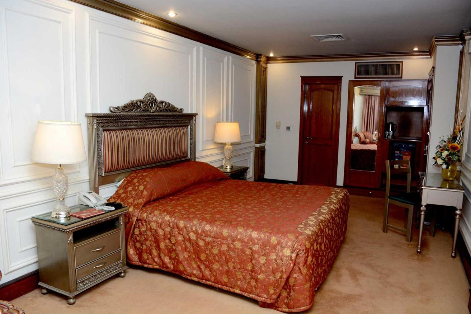 Regency Inn Hotel Lahore Exterior photo